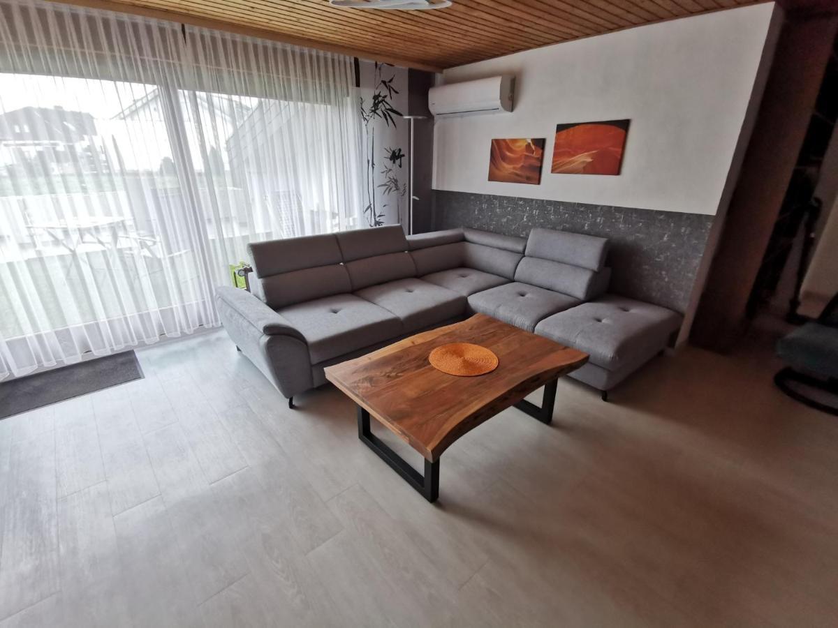 Ferienwohnung Sinsheim-Duehren Bagian luar foto