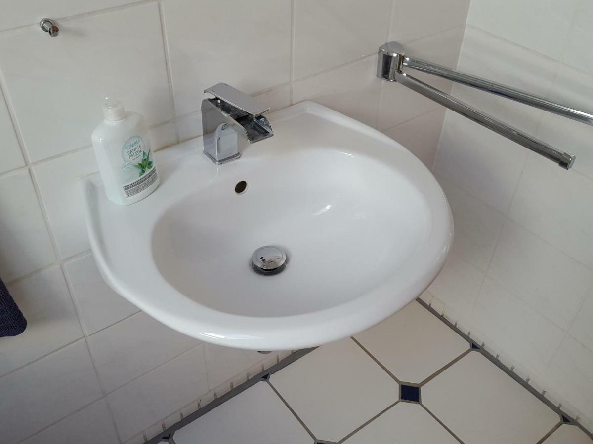 Ferienwohnung Sinsheim-Duehren Bagian luar foto